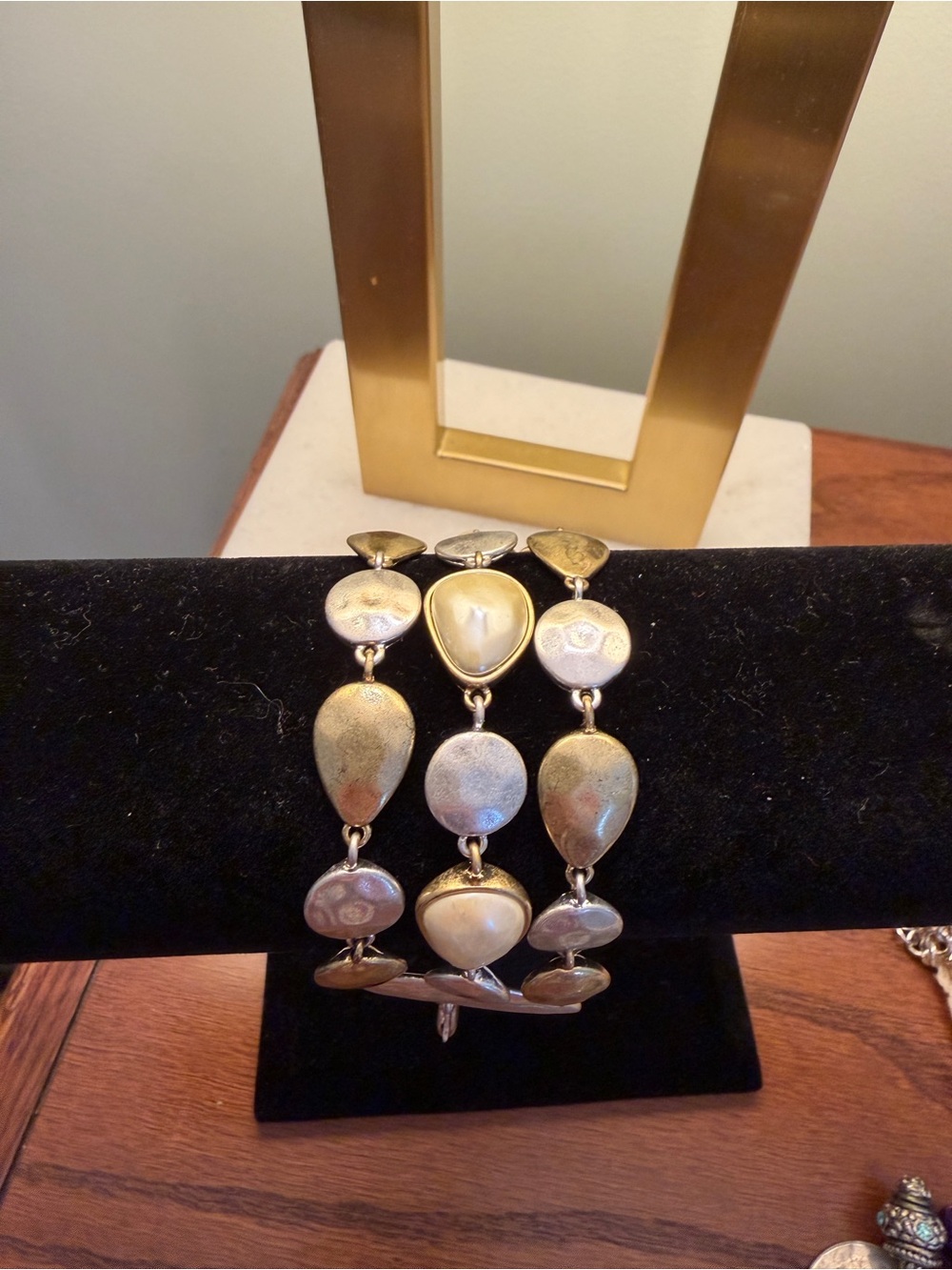 Chico’s  Gold Teardrop Link Bracelet with Pearlescent Accents